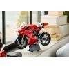 LEGO_42202_Lifestyle_Envr_04_en-gb