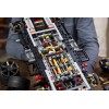 LEGO_42232_Lifestyle_Build_03